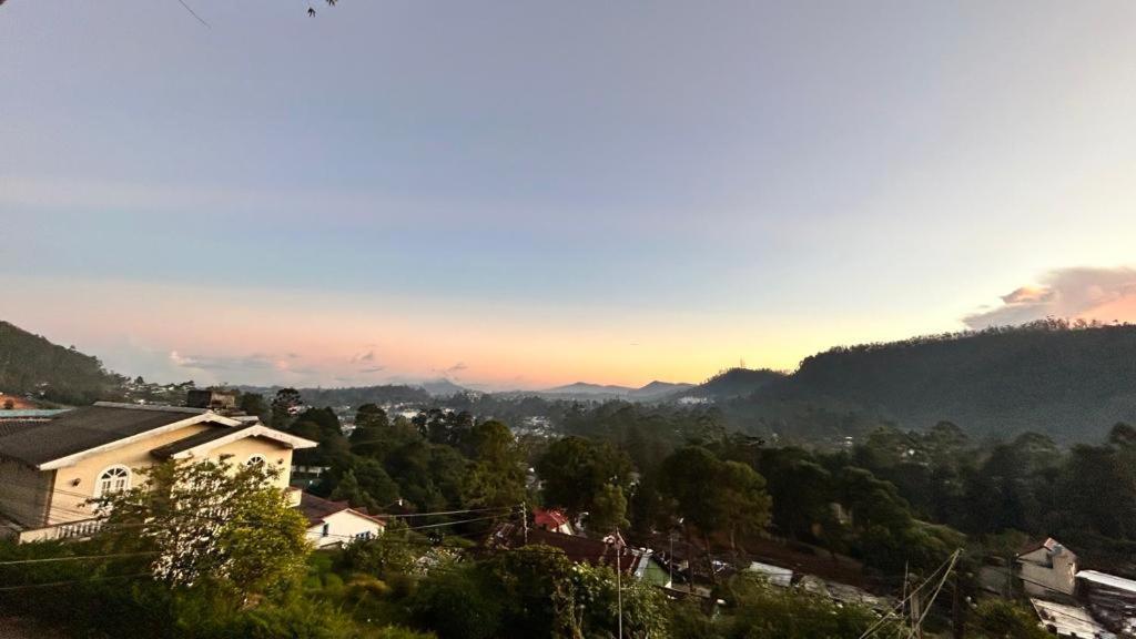 Travellers Nest Inn Nuwara Eliya Kültér fotó